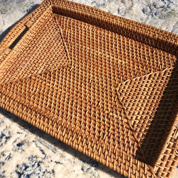 Wicker Tray 🌼 - Picture 2 of 6